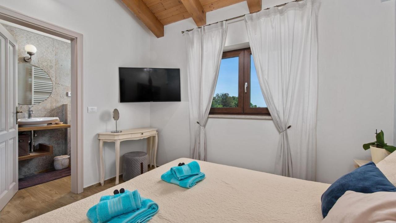 Villa Campagna Galižana Exteriör bild